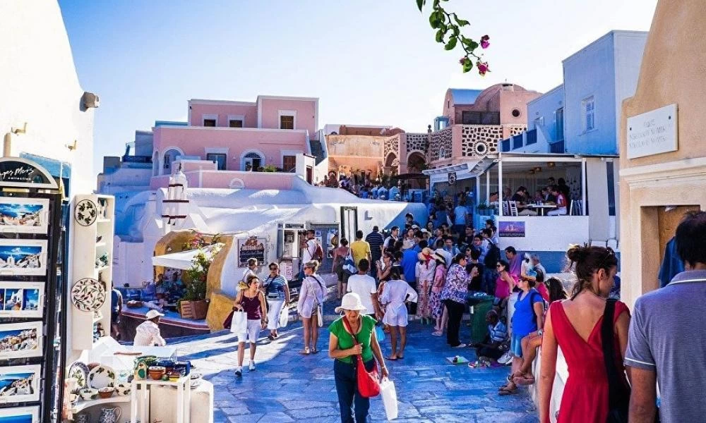 Οι τουρίστες που άφησαν τα περισσότερα λεφτά στην Ελλάδα το 2019